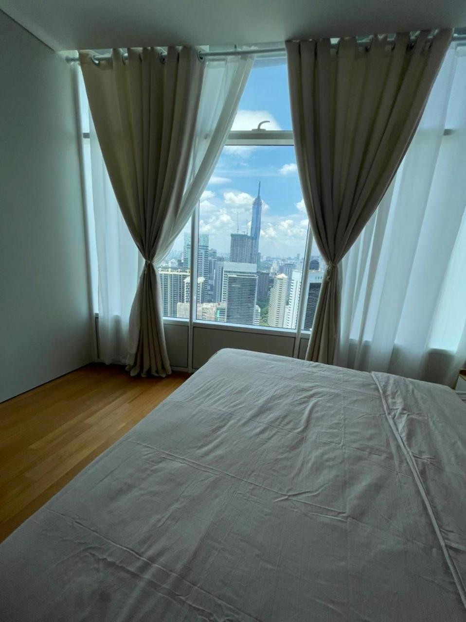 Appartement Sky Klcc By Luna Kl
